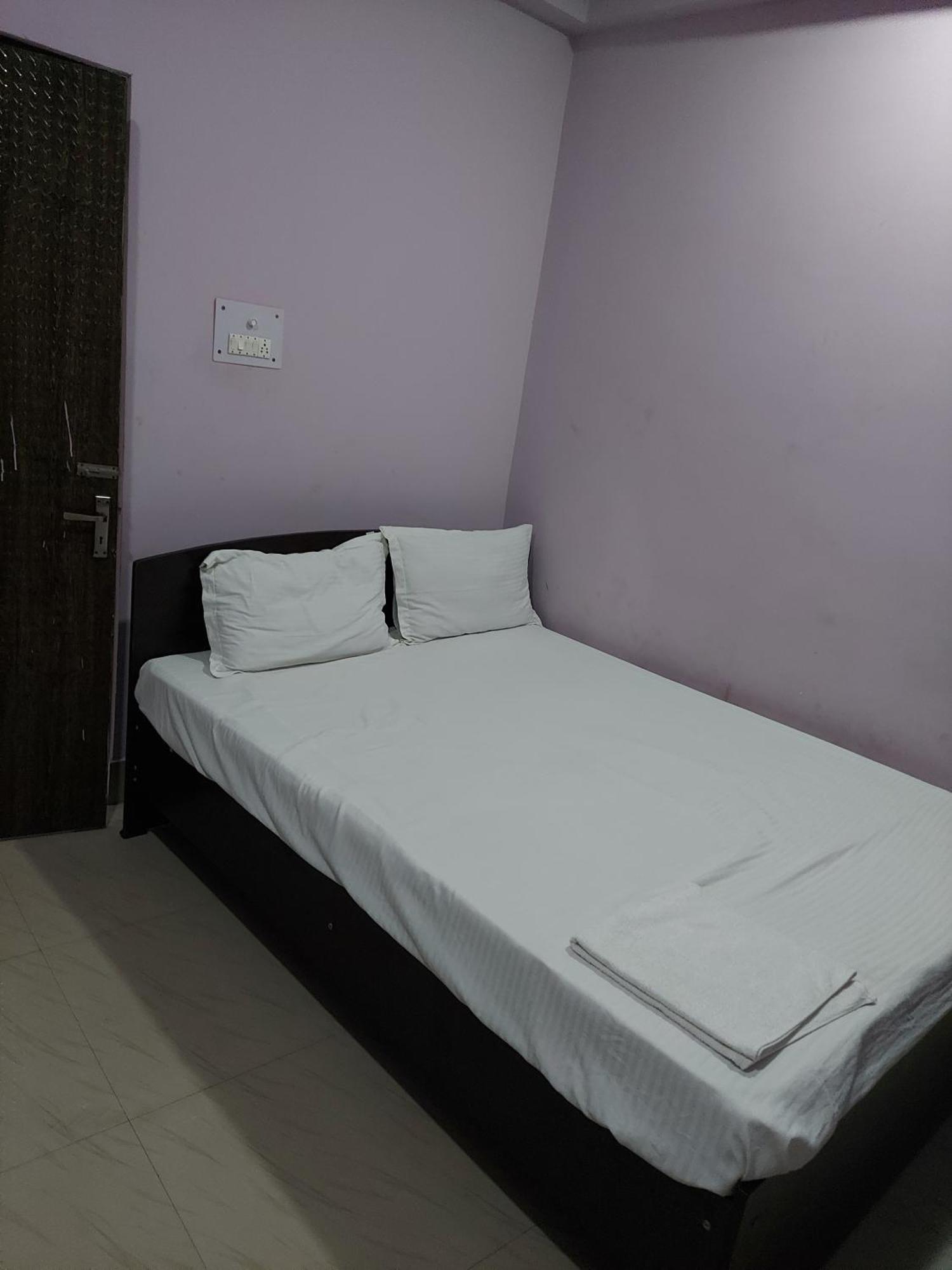 Raison Hotel Jamshedpur Exterior foto